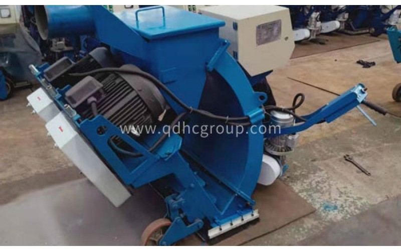 車庫(kù)頂板清理可使用拋丸機(jī)