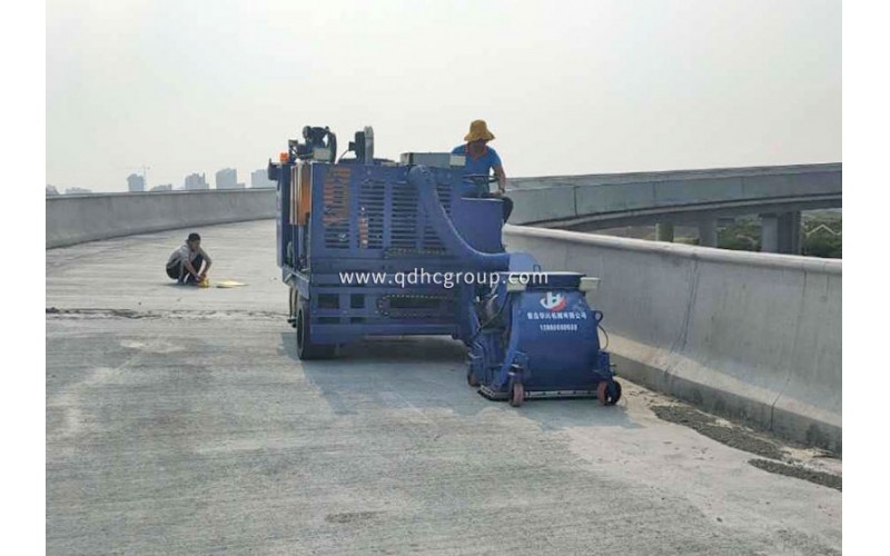 移動(dòng)拋丸機(jī)在橋面施工時(shí)需要注意哪幾點(diǎn)問題？